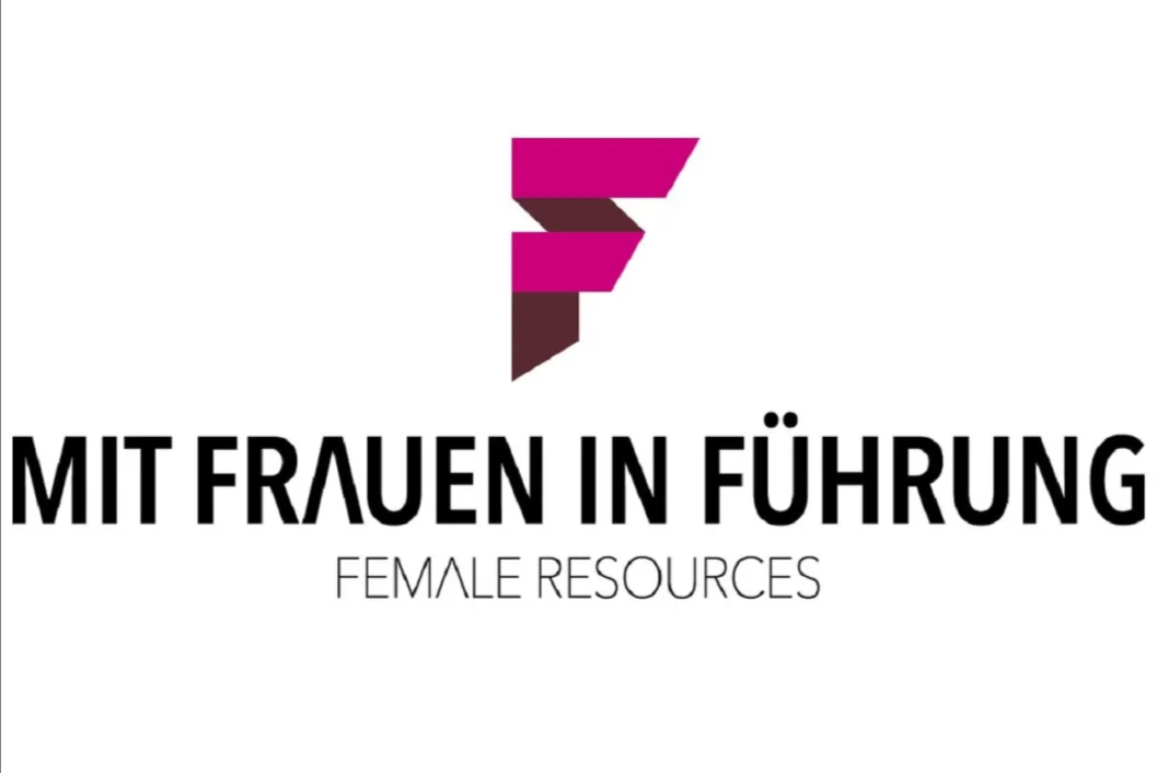 MIT FRAUEN IN FÜHRUNG